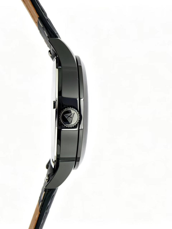 MEDIUM The Comeback 38 Leather All Black – Side